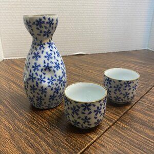 Japanese Sake Set Blue Floral Pattern 3 Piece Ceramic Carafe & Cups